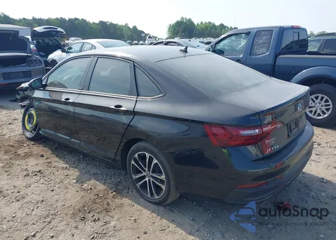 2024 Volkswagen Jetta 1.5T Sport from USA, damaged, VIN 3VWBM7BU4RM002282